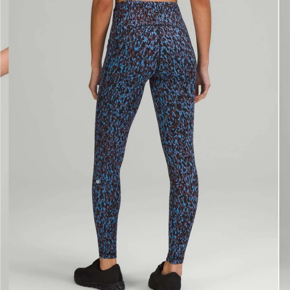 Lululemon Swift Speed High-Rise Tight 28” - Picture 4 of 10